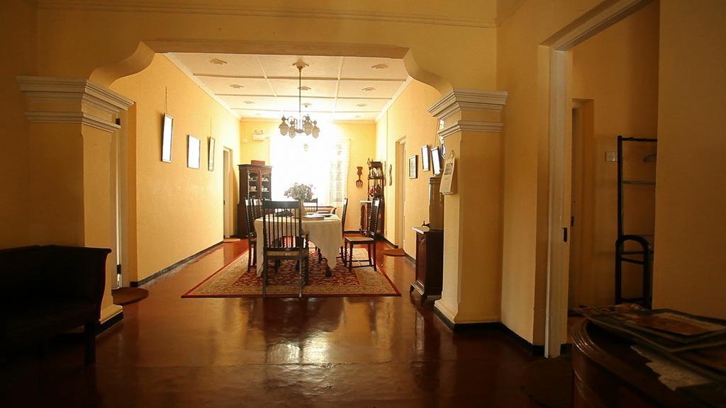 Senani Colonial Holiday Bungalow Nuwara Eliya Phòng bức ảnh