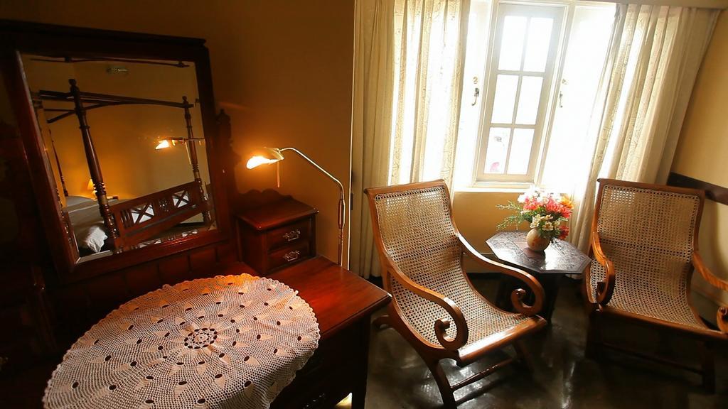 Senani Colonial Holiday Bungalow Nuwara Eliya Phòng bức ảnh