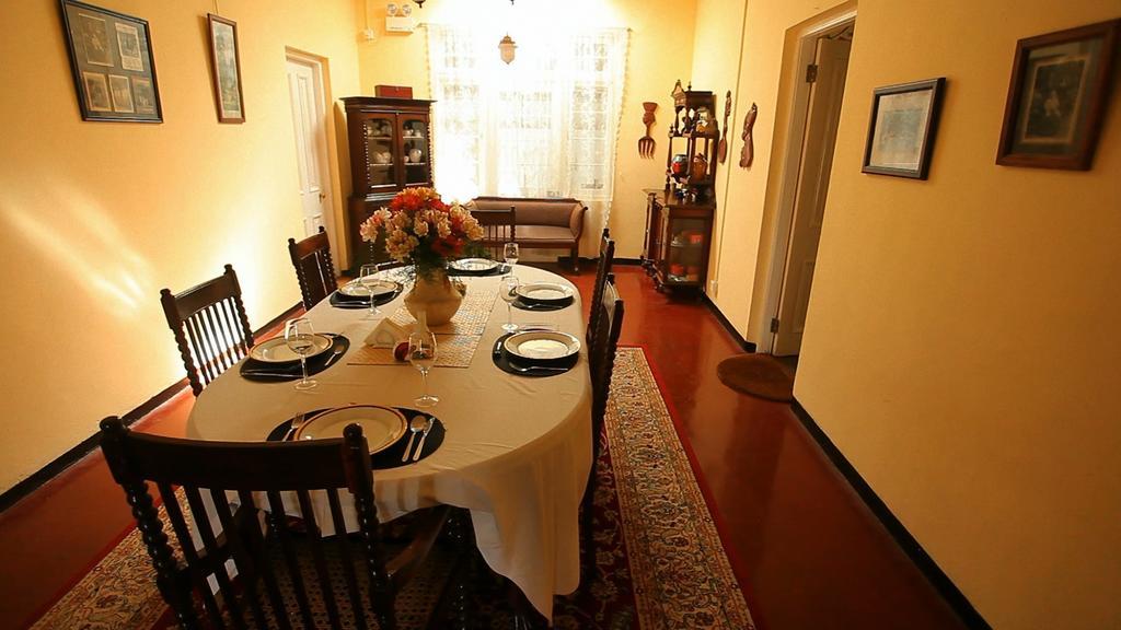 Senani Colonial Holiday Bungalow Nuwara Eliya Phòng bức ảnh